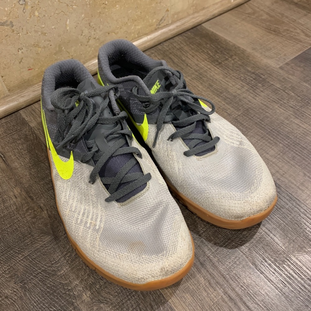 Nike met con 3